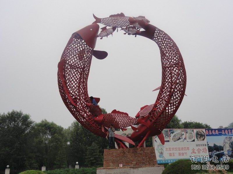 鯉魚雕塑廠家 鏤空工藝 鏤空鯉魚雕塑制作商