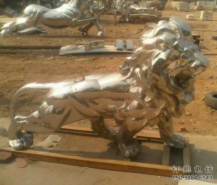 不銹鋼獅子雕塑廠家 張口造型 動(dòng)物雕塑擺件