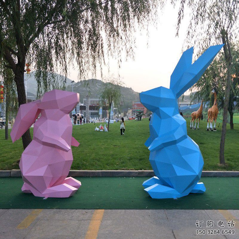 兔子雕塑 幾何切面動(dòng)物小品 戶(hù)外不銹鋼兔子雕塑廠(chǎng)家 兔子雕塑 幾何切面動(dòng)物小品 戶(hù)外不銹鋼兔子雕塑廠(chǎng)家