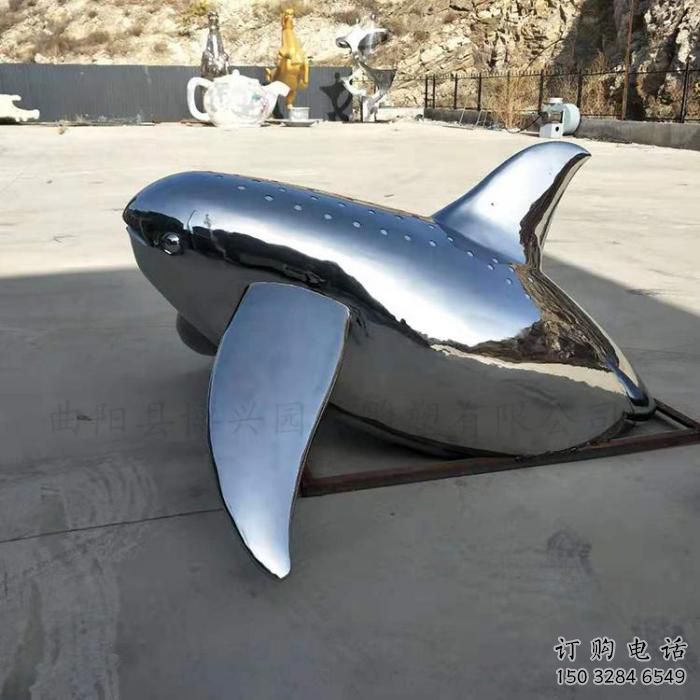 鏡面海豚雕塑廠家 現(xiàn)代擺件 游樂場(chǎng)異形海豚雕塑 鏡面海豚雕塑廠家 現(xiàn)代擺件 游樂場(chǎng)異形海豚雕塑