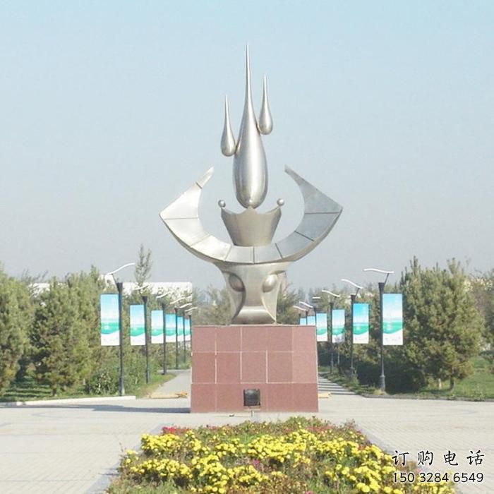 鏡面牛頭雕塑廠家 現(xiàn)代廣場擺件 游樂場異形牛頭雕塑