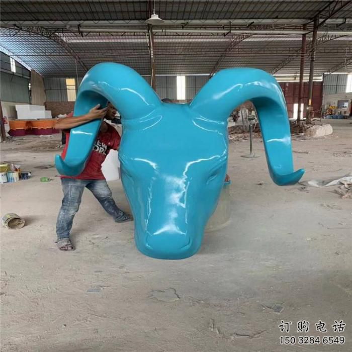 噴漆牛頭雕塑廠家 卡通廣場(chǎng)小品 草地彩繪牛頭雕塑 噴漆牛頭雕塑廠家 卡通廣場(chǎng)小品 草地彩繪牛頭雕塑