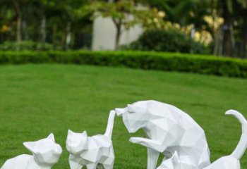 幼兒園貓咪雕塑廠(chǎng)家 卡通噴漆小品 草地異形貓咪雕塑