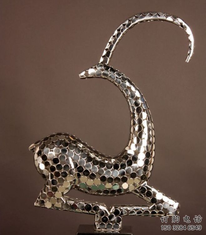 游樂(lè)場(chǎng)羊雕塑廠家 現(xiàn)代擺件 不銹鋼羊雕塑