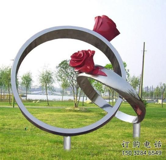 現(xiàn)代指環(huán)雕塑廠家 大型別墅區(qū)擺件 廣場不銹鋼指環(huán)雕塑