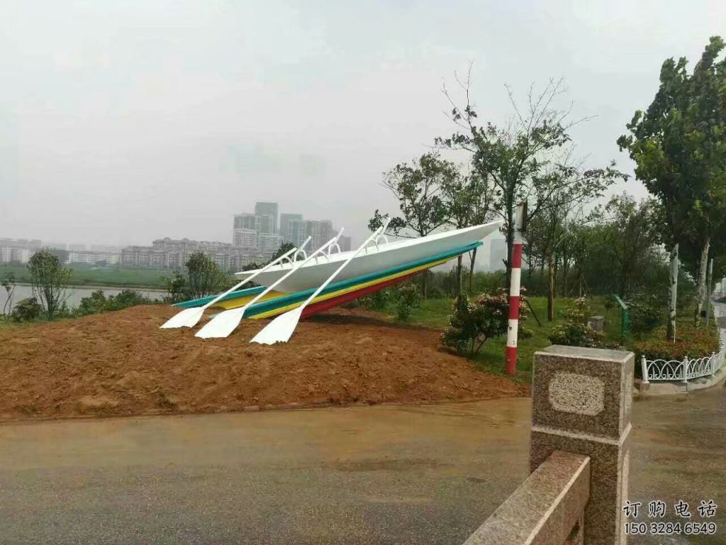 房地產(chǎn)劃船雕塑廠家 公園運(yùn)動擺件 大型仿古劃船雕塑制作