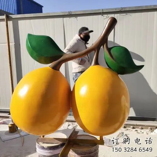 廣場(chǎng)枇杷雕塑廠家 仿真彩繪小品 大型不銹鋼枇杷雕塑廠