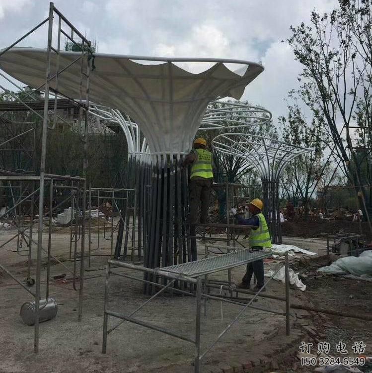 公園花傘雕塑廠家 戶外擺件 大型不銹鋼花傘雕塑定制 公園花傘雕塑廠家 戶外擺件 大型不銹鋼花傘雕塑定制