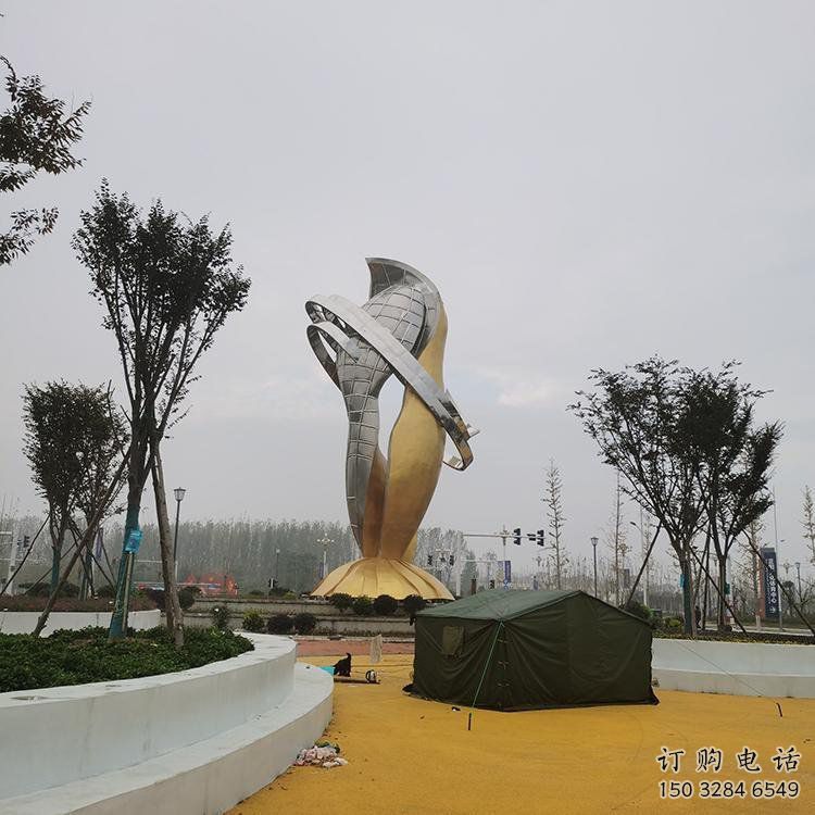 步行街雙魚雕塑廠家 游樂場小品 鑄造不銹鋼雙魚雕塑擺件 步行街雙魚雕塑廠家 游樂場小品 鑄造不銹鋼雙魚雕塑擺件