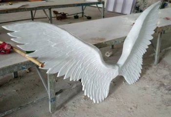 公園翅膀雕塑廠家，噴砂發(fā)光雕塑，鍛造工藝
