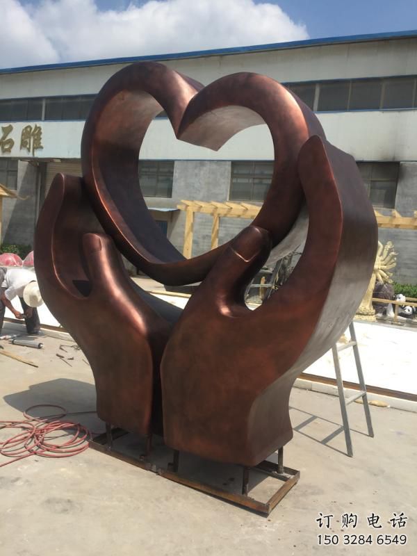 房地產(chǎn)愛心雕塑制作廠家 現(xiàn)代愛情雕塑 幾何雕塑效果 房地產(chǎn)愛心雕塑制作廠家 現(xiàn)代愛情雕塑 幾何雕塑效果