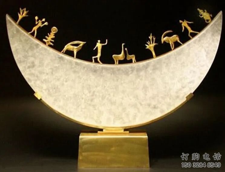 廣場月亮雕塑生產(chǎn)廠家，抽象水景雕塑，抽象效果
