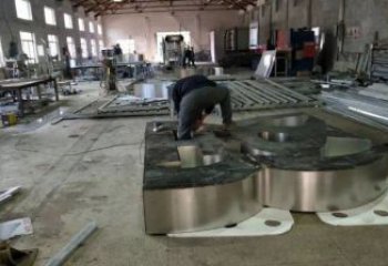 甲骨文雕塑提供，美陳雕塑，不銹鋼甲骨文雕塑制作廠家
