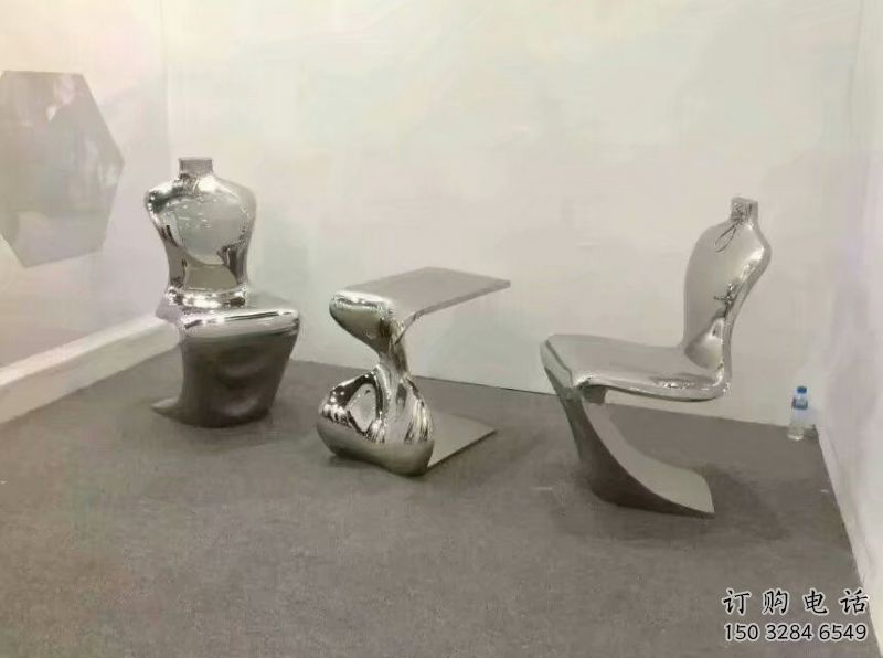 幾何坐凳雕塑，鏡面工藝，不銹鋼坐凳雕塑廠家