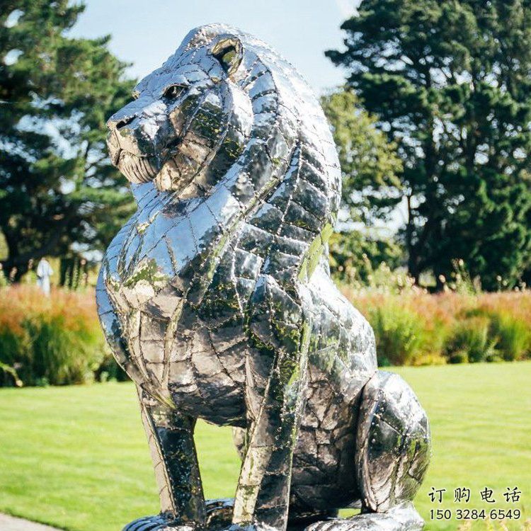獅子雕塑訂做供需，景區(qū)雕塑，鏡面不銹鋼獅子雕塑定價