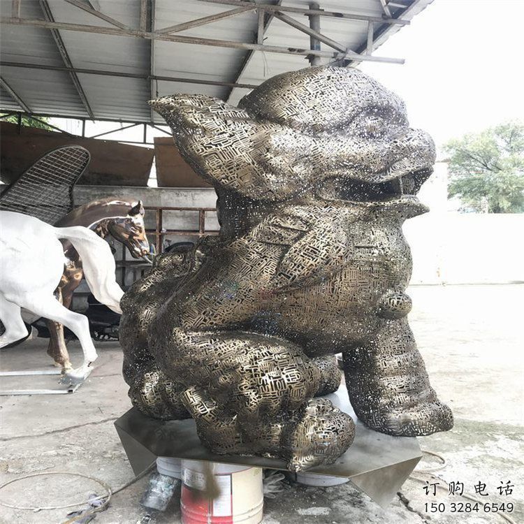 景觀獅子雕塑選定，美陳雕塑，鏤空鋼絲獅子雕塑優(yōu)選