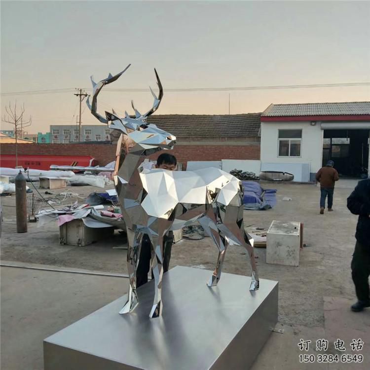 小鹿雕塑供求，景觀雕塑，切面小鹿雕塑制造商