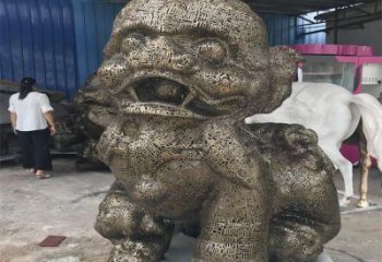 公共獅子雕塑訂做，城市裝飾，不銹鋼鏤空獅子雕塑