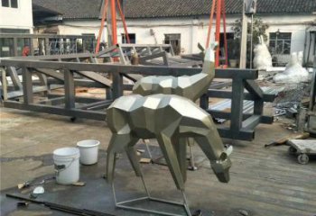 展示小鹿雕塑定制，小區(qū)雕塑，切面小鹿雕塑提供