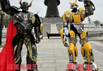 動漫牛魔王機(jī)器人雕塑