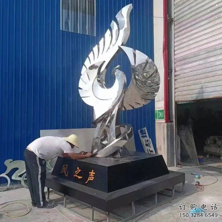 鳳凰雕塑制作廠家，城市雕塑，不銹鋼鳳凰雕塑生產(chǎn)