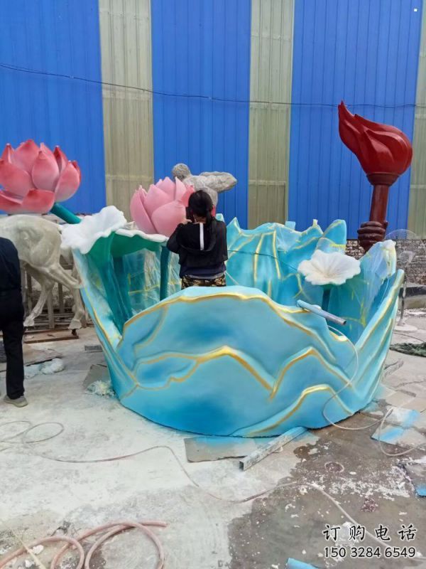 廣場荷花雕塑批發(fā)，廣場系列，仿真荷花雕塑廠家