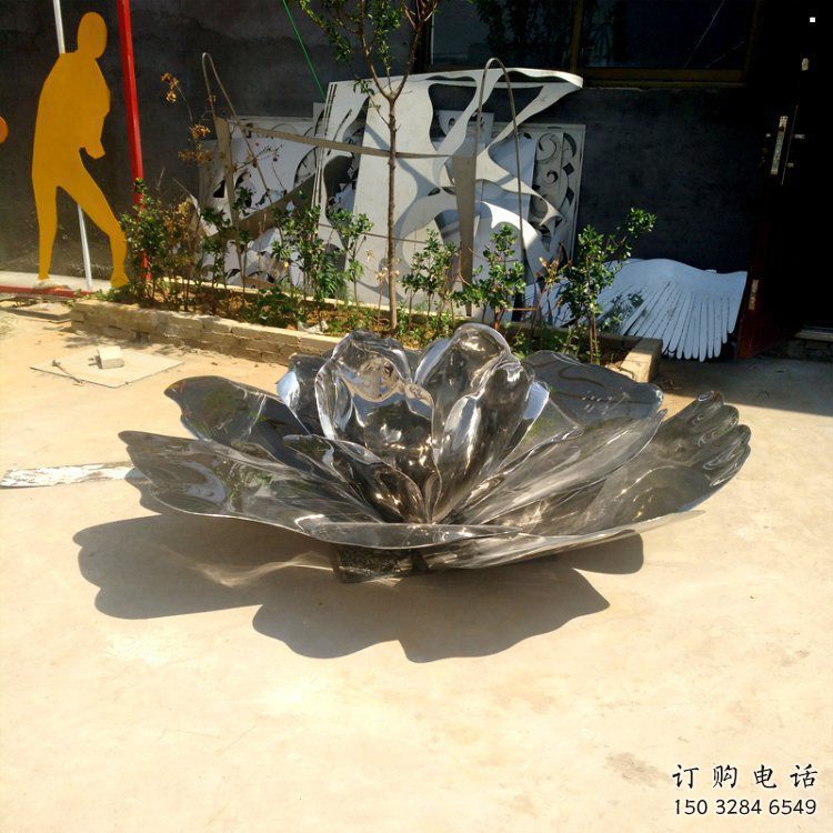 地產(chǎn)荷花雕塑定做，城區(qū)小品，景觀鏡面荷花雕塑定價(jià)