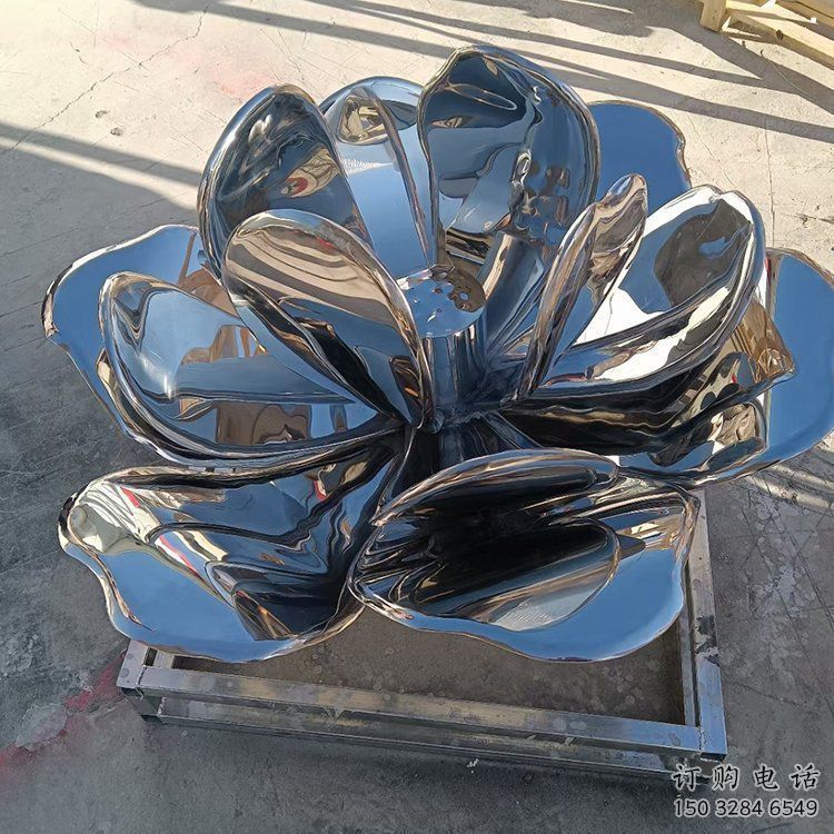 花園蓮花雕塑點擊，多彩藝術(shù)，鏡面蓮花雕塑訂做廠家
