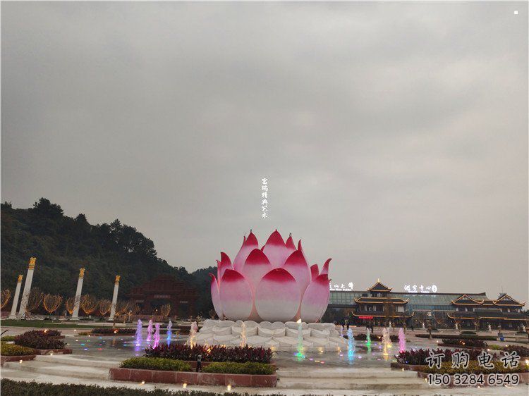 大型蓮花雕塑制造，透雕系列，蓮花噴泉雕塑廠家承接