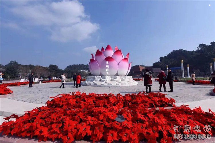 烤漆蓮花雕塑廠家，小區(qū)雕塑，不銹鋼蓮花噴泉雕塑優(yōu)價