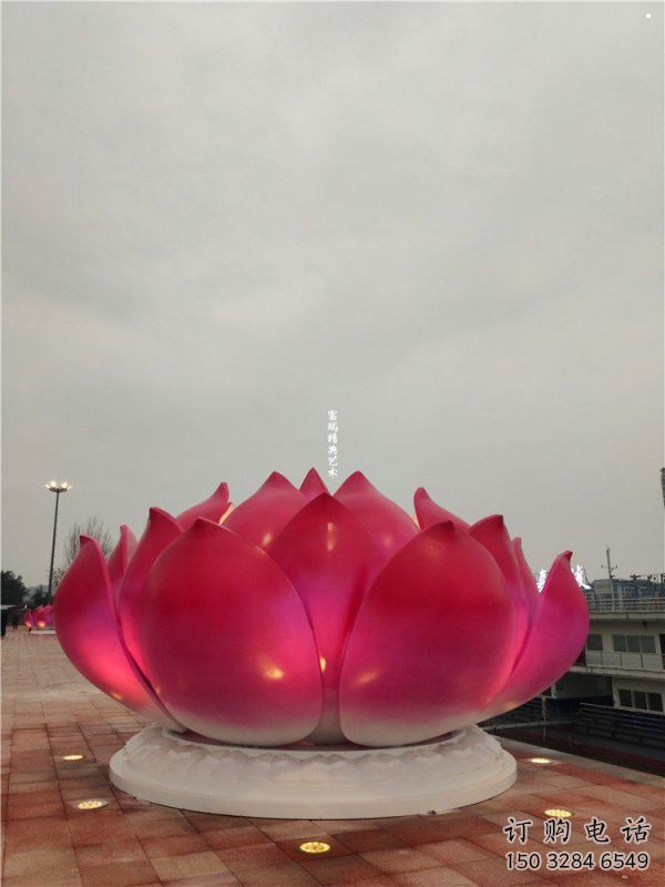 蓮花雕塑廠家精選，彩鋼制作，水景蓮花噴泉雕塑標準