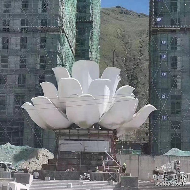 鏤空蓮花雕塑定制，城市裝飾，花園燈光蓮花雕塑承接