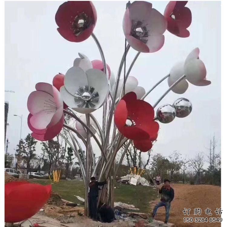 烤漆花朵雕塑廠家，景觀美陳類，不銹鋼花朵雕塑制造