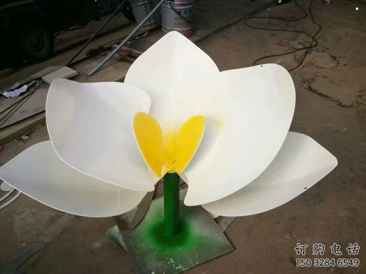 蘭花雕塑承接，景區(qū)案例，公園蘭花花朵雕塑定制廠家