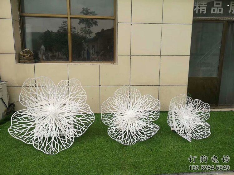 花朵雕塑優(yōu)價(jià)，藝術(shù)擺件，鏤空花朵雕塑指用廠家