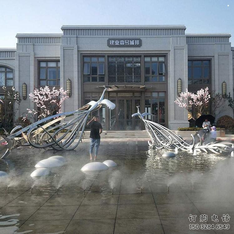 孔雀景觀雕塑常用，酒店擺件，水景不銹鋼孔雀雕塑廠