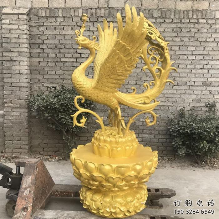 孔雀雕塑定制，村標(biāo)概念，景觀銅孔雀雕塑廠家預(yù)定?