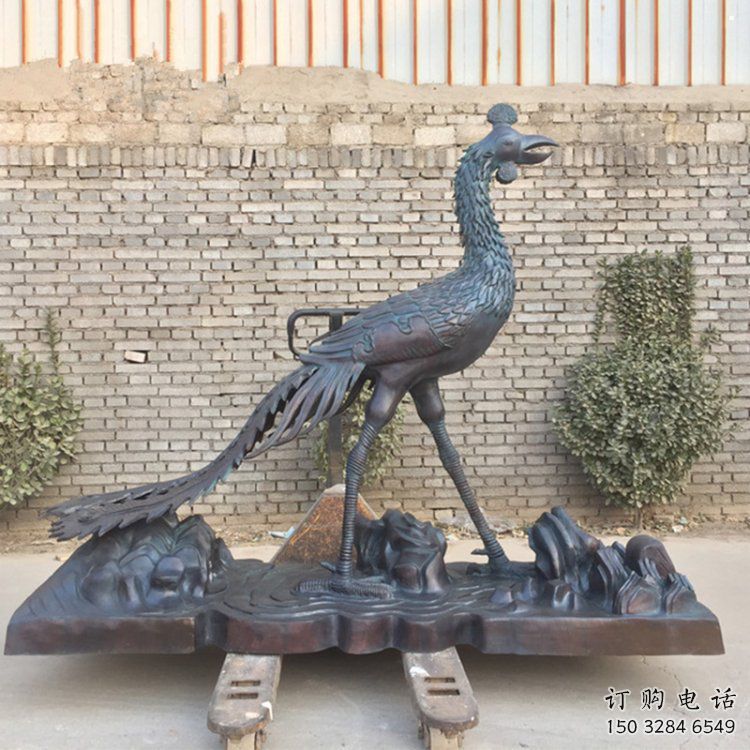 孔雀雕塑展示提供，園林裝飾，小區(qū)銅孔雀雕塑承接
