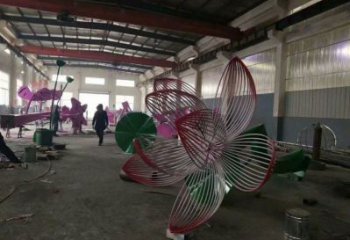 鏤空蓮花雕塑指用，小區(qū)雕塑，廣場(chǎng)燈光蓮花雕塑制作