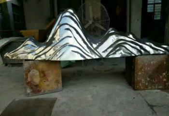 小區(qū)假山雕塑，拉絲景觀雕塑，抽象效果
