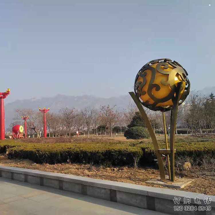 空心球雕塑生產(chǎn)商，動(dòng)態(tài)雕塑，鏤空空心球雕塑定制