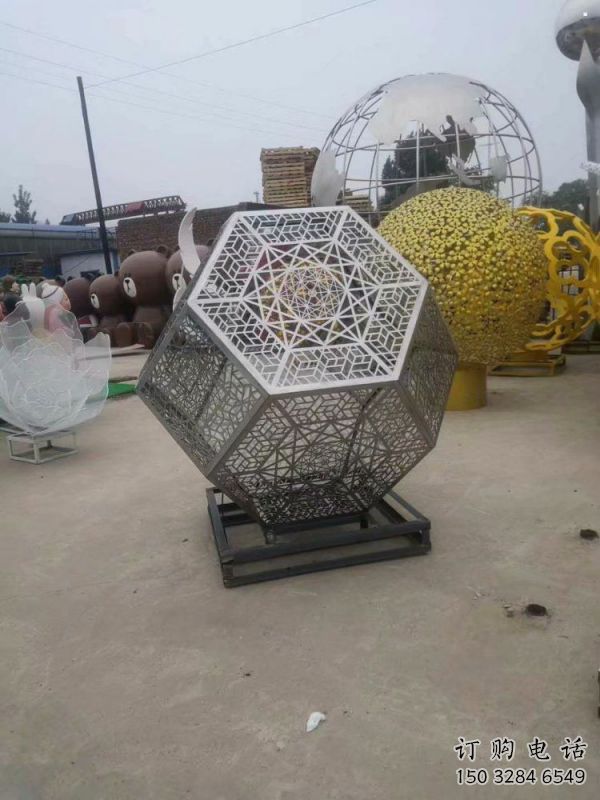 棱面球雕塑精選，景區(qū)雕塑，鏤空棱面球雕塑制作
