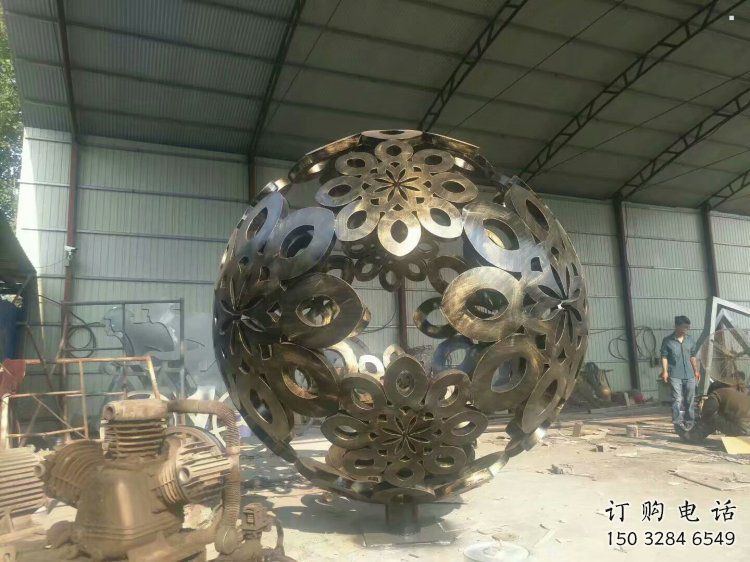 球體雕塑供應(yīng)，花園小品，不銹鋼球體雕塑展品