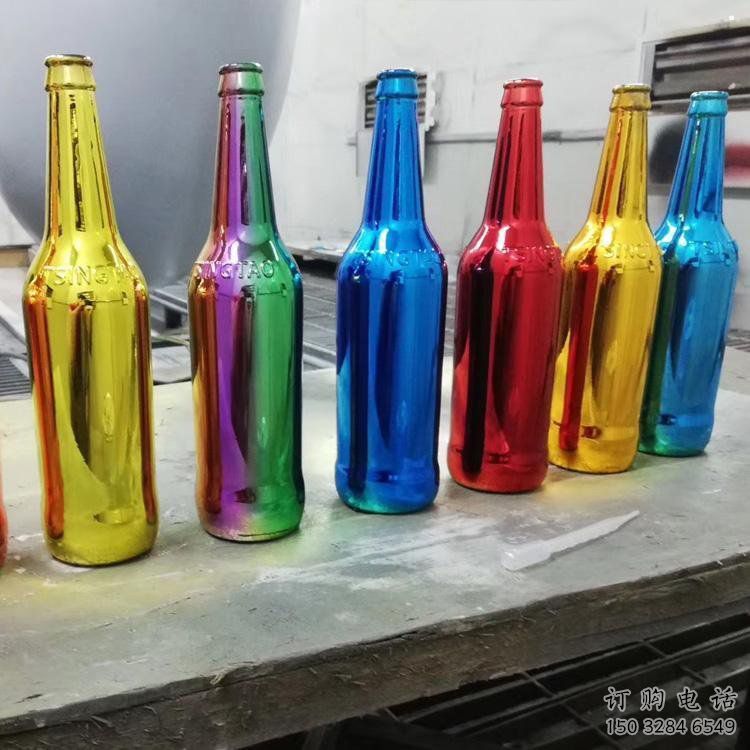 啤酒瓶雕塑觀(guān)賞型，廣場(chǎng)系列，玻璃鋼啤酒瓶雕塑優(yōu)選
