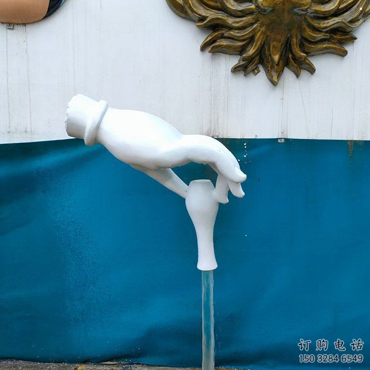 手雕塑服務(wù)商，公園小品，地產(chǎn)手捏瓶子雕塑廠家