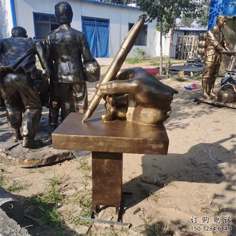 地標擺件，手握鋼筆雕塑生產(chǎn)商，戶外景觀雕塑