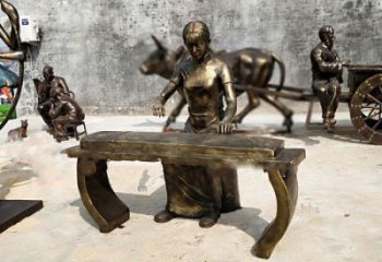 彈古箏雕塑制造商，小區(qū)擺件，民俗人物雕塑提供