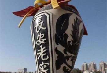 酒瓶雕塑制作廠家，城市雕塑，景觀玻璃鋼酒瓶雕塑專供