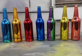 啤酒瓶雕塑供求，村標(biāo)概念，玻璃鋼啤酒瓶雕塑制作承接