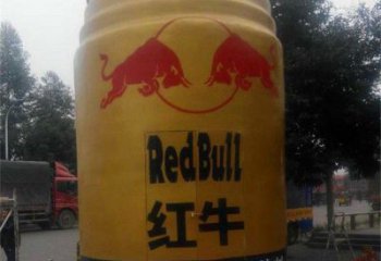 飲料瓶雕塑制造商，小區(qū)擺件，玻璃鋼飲料瓶雕塑提供